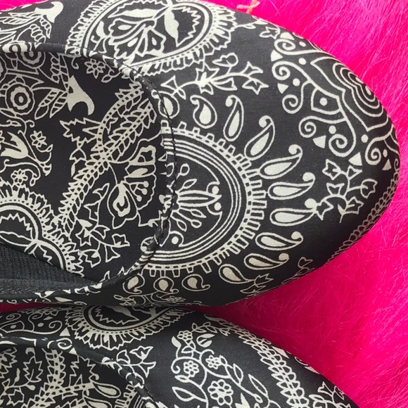 Cato black & White Print Ballet Shoes.NWOT - Picture 8 of 8